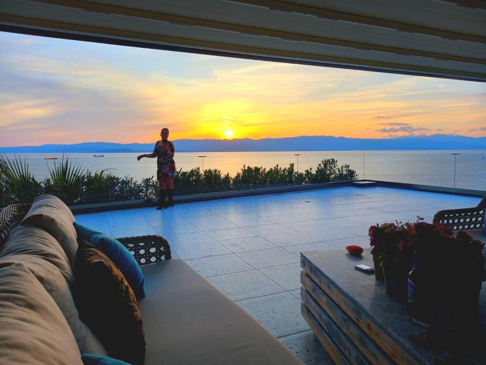 Mavi Panorama Villa Çeşme Exterior foto